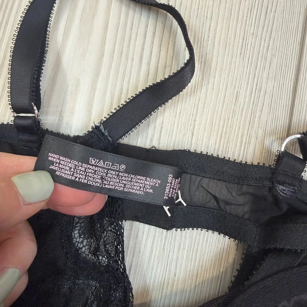 Victoria Secret Black Garter Slip Chemise Babydoll 36C Underwire Y2K Lace‎